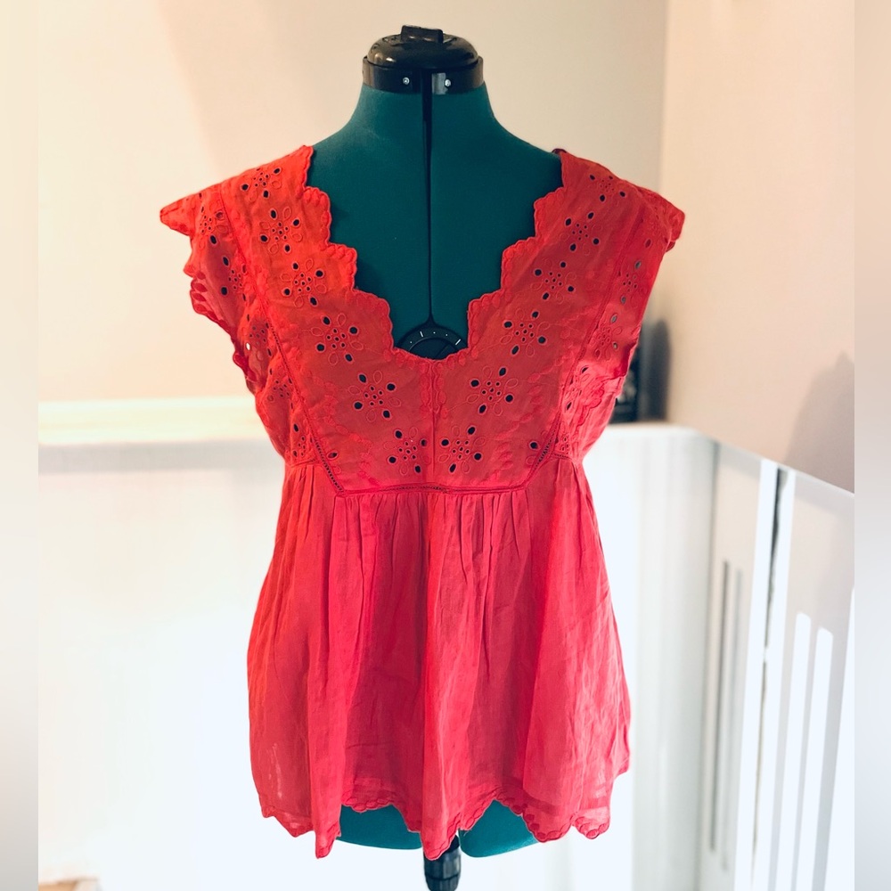 Lucky Brand sleeveless eyelet lace red blouse